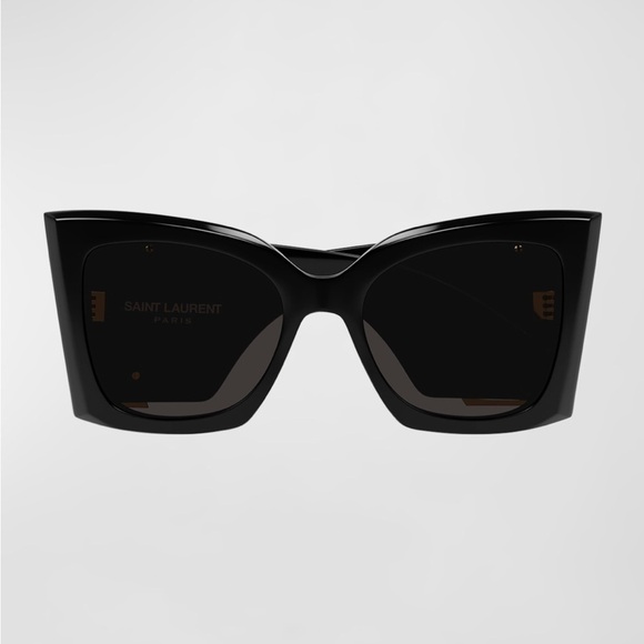 Saint Laurent \